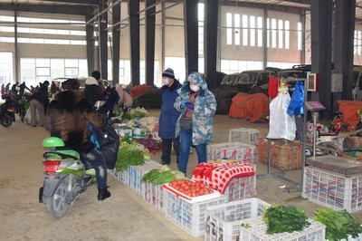 市、區商務局領導蒞臨城陽批發市場調研食用農產品供應保障工作